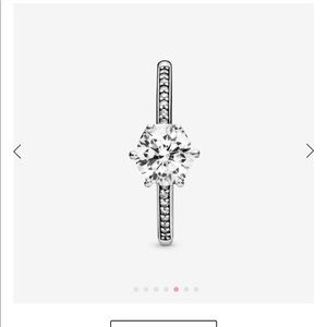 Pandora Ring